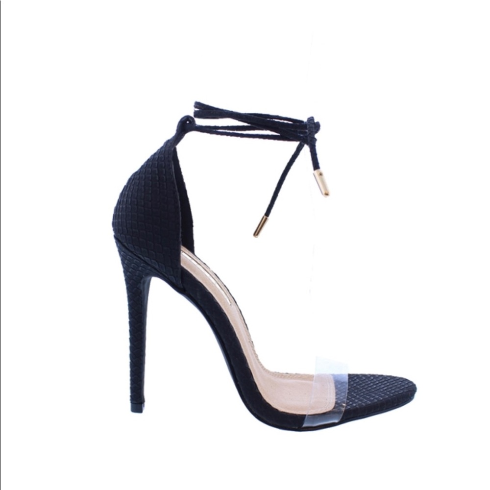 Nikki Sandal Summer Sale (Price Is Firm)